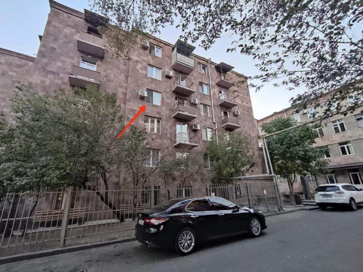 Renovated 1 Bedroom With King Size Bed In Kentron Erivan Exterior foto