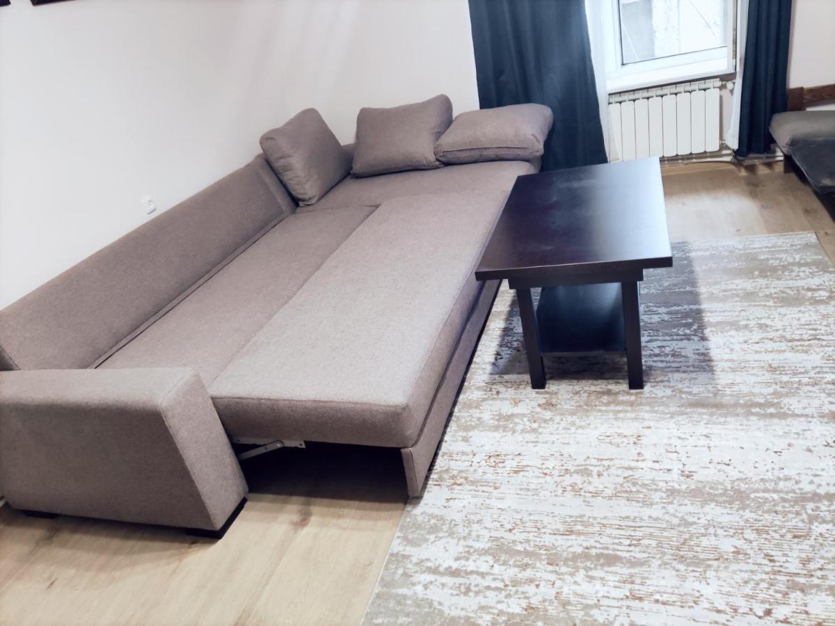 Renovated 1 Bedroom With King Size Bed In Kentron Erivan Exterior foto