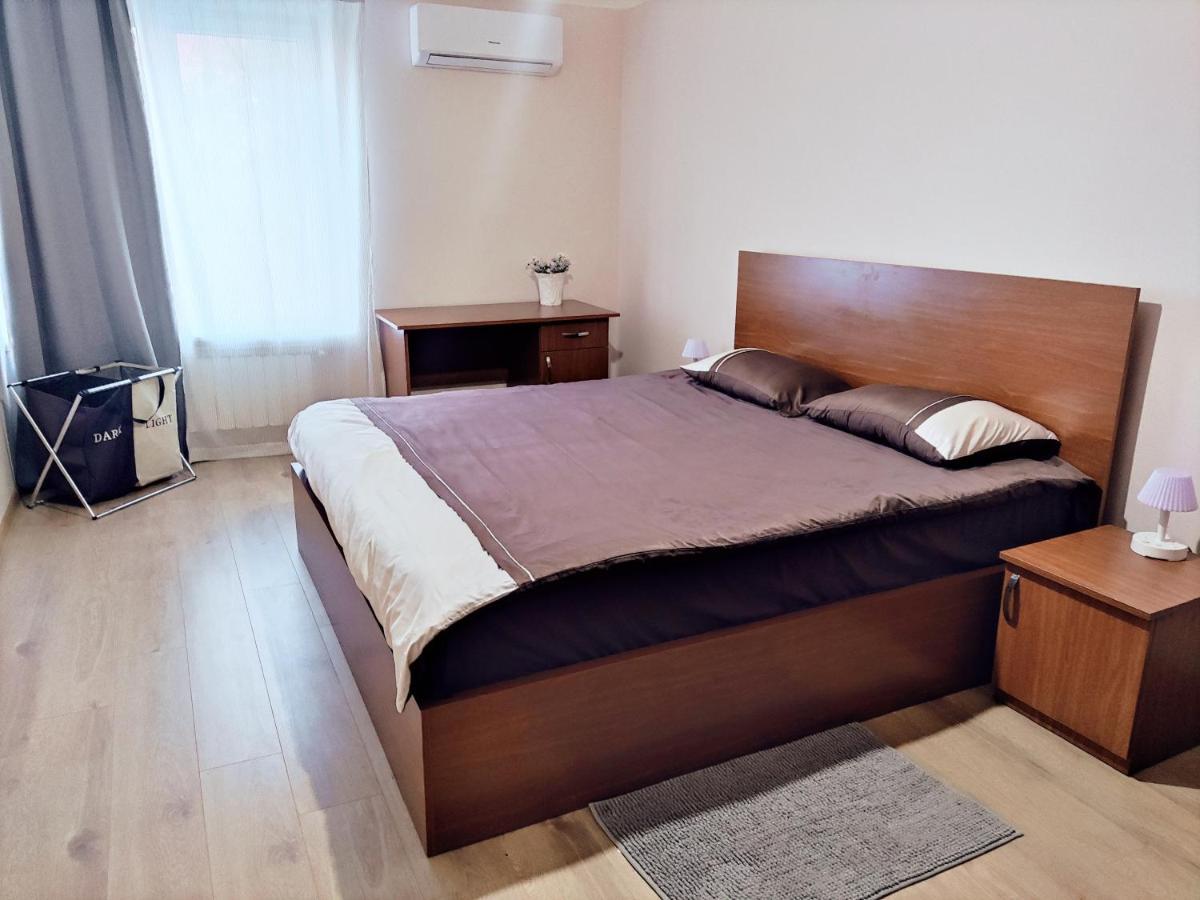 Renovated 1 Bedroom With King Size Bed In Kentron Erivan Exterior foto