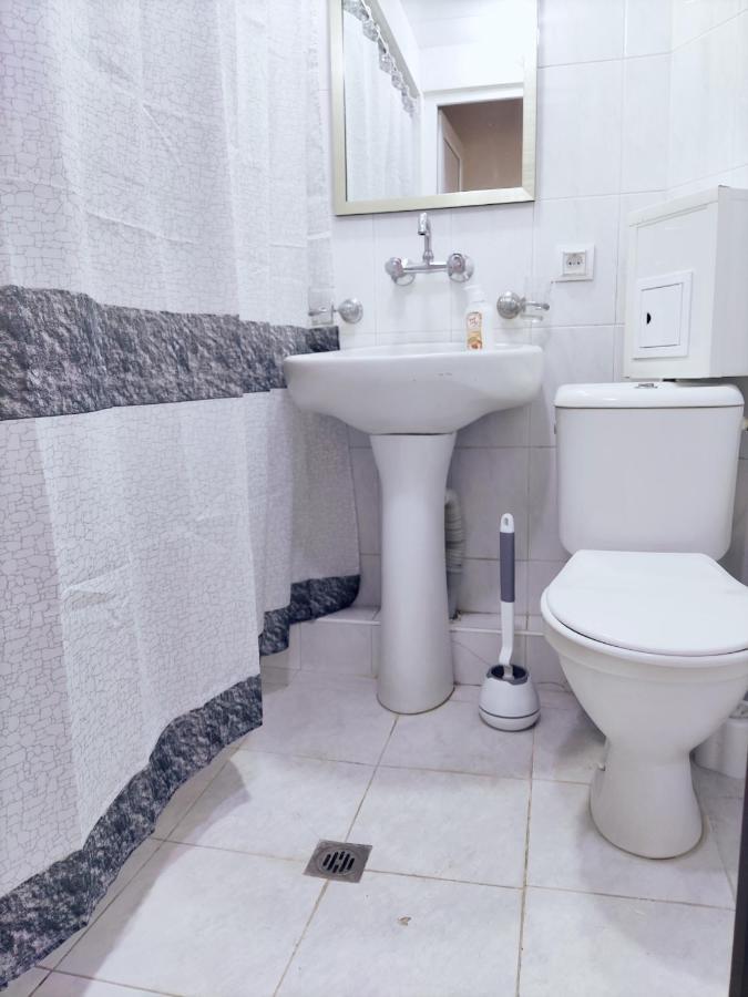 Renovated 1 Bedroom With King Size Bed In Kentron Erivan Exterior foto