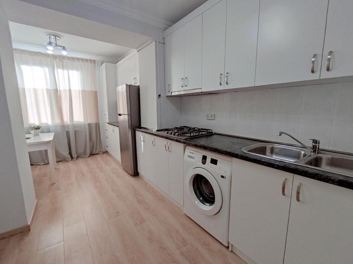 Renovated 1 Bedroom With King Size Bed In Kentron Erivan Exterior foto