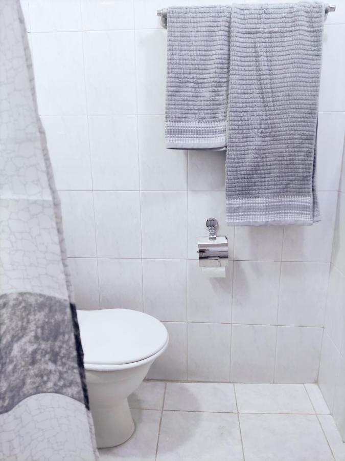 Renovated 1 Bedroom With King Size Bed In Kentron Erivan Exterior foto